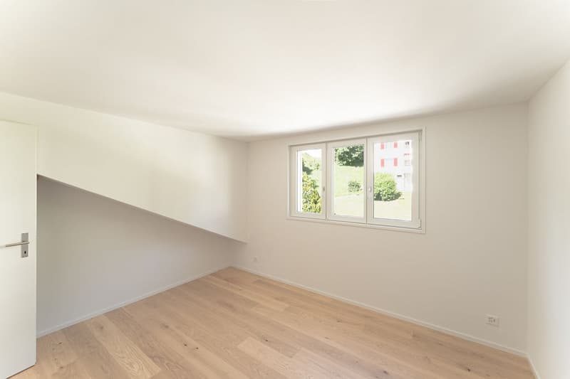 Appartement de 2 1/2 pièces dans les combles à droite (6)