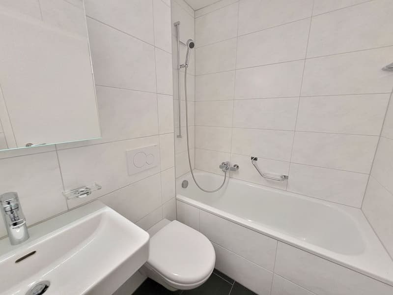 3-bedroom apartment, 5th floor right (7)