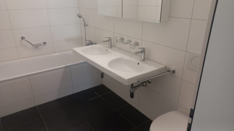 Bel appartement 4 1/2 pièces au 1er étage (4)