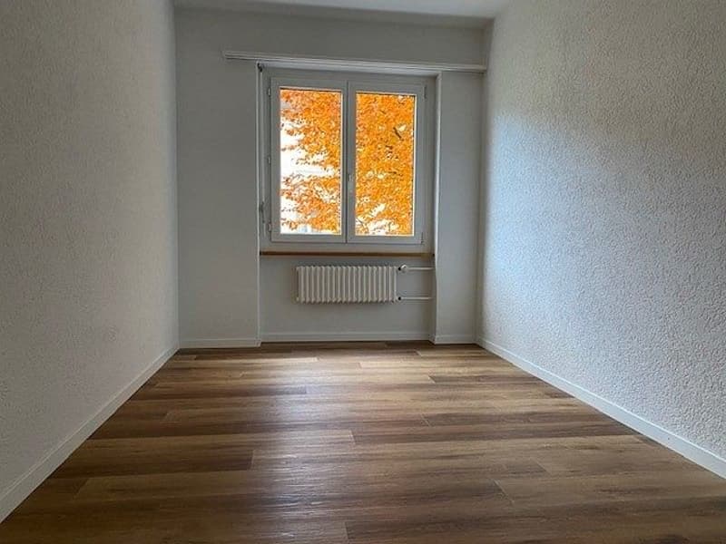 Appartamento di 4 locali, 1° piano a destra (3)