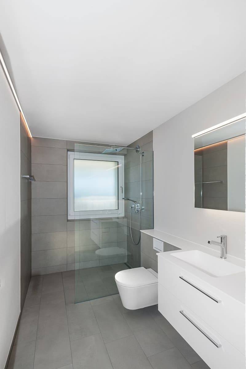 2 1/2-Zimmerwohnung, 2. Stock mitte (5)