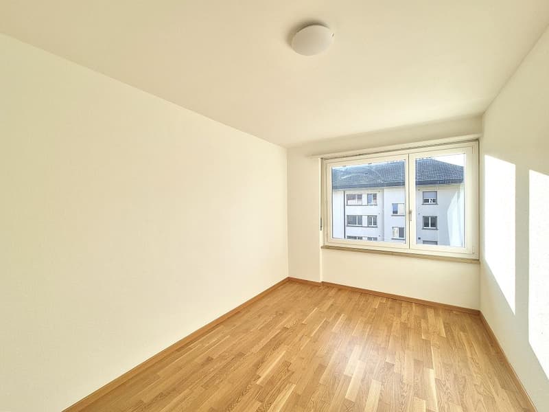 4-ZImmerwohnung, 4. Stock rechts (5)