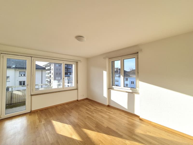 4-ZImmerwohnung, 4. Stock rechts (4)