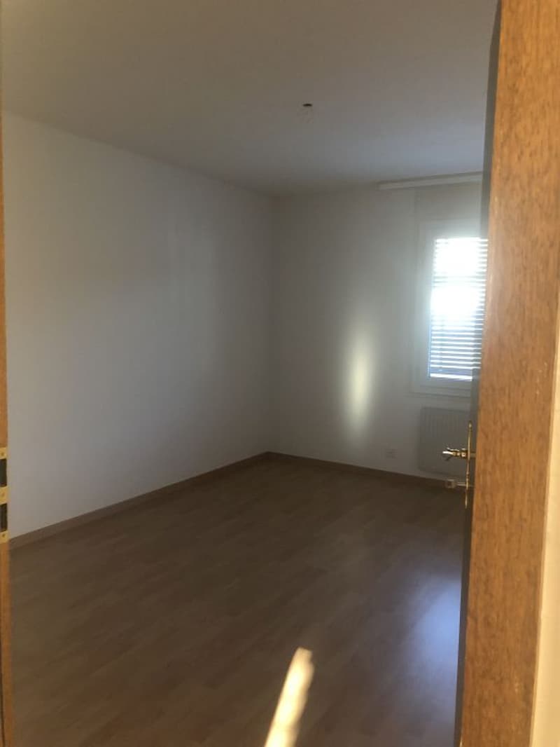 5 1/2-Zw Maisonette, 2. Stock links (5)