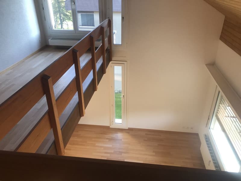 5 1/2-Zw Maisonette, 2. Stock links (10)