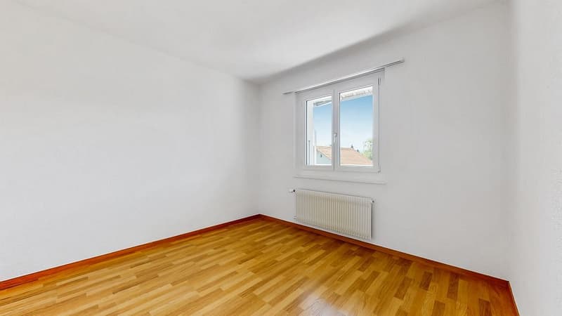 4 1/2-Zimmerwohnung, Parterre links (8)