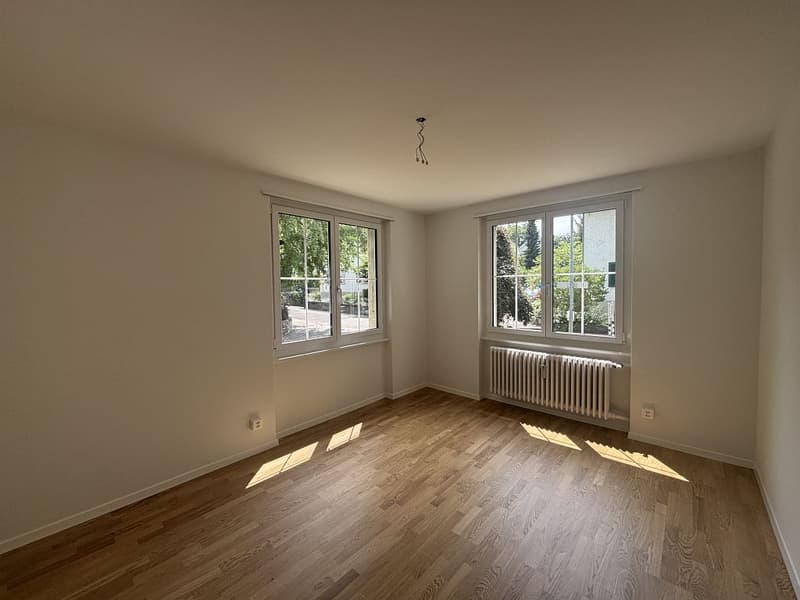 3 1/2-Zimmerwohnung, Parterre links (5)