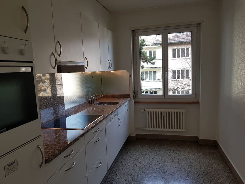 charmante 3- Zimmerwohnung im 2. Stock (2)