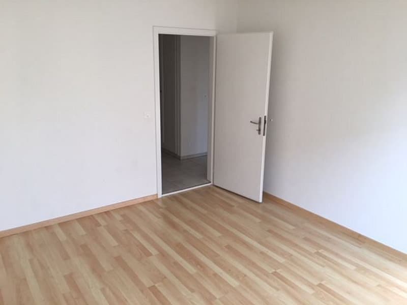 3 1/2-Zimmerwohnung, 1. Stock rechts (5)