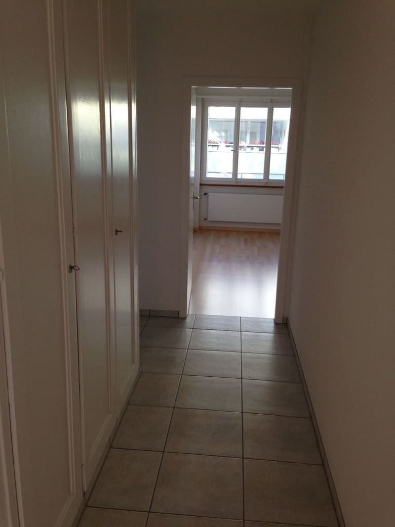 3 1/2-Zimmerwohnung, 1. Stock rechts (2)