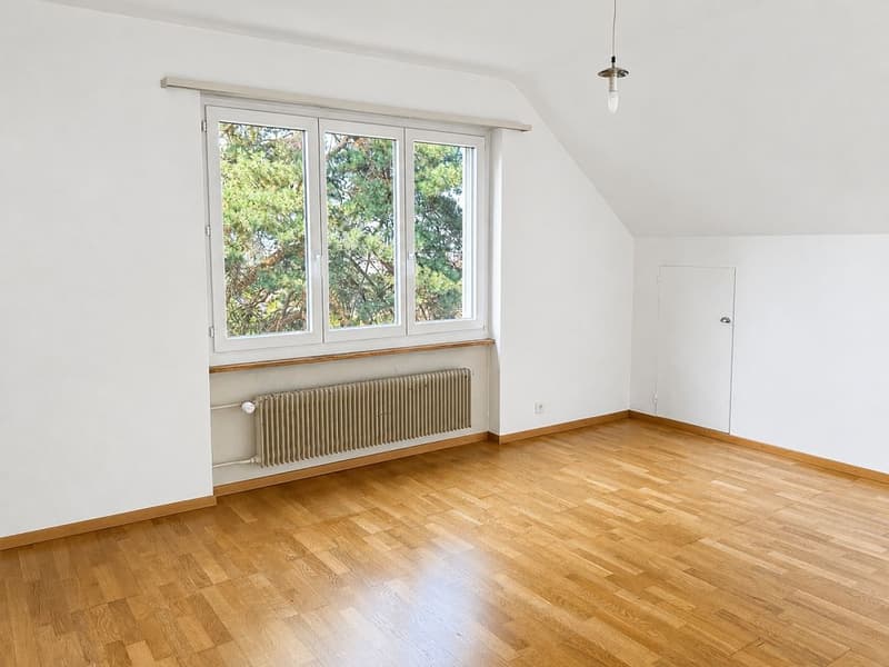 2.5-Zimmerwohnung, 2. Stock rechts (5)