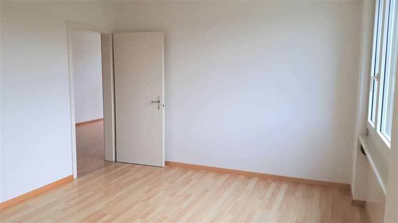 3 1/2-Zimmerwohnung, 2. Stock rechts (6)