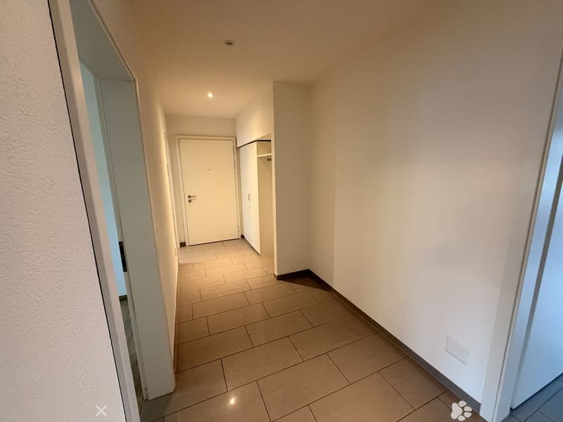 Charmante 3-Zimmerwohnung - im Zentrum von Biel/Bienne (2)