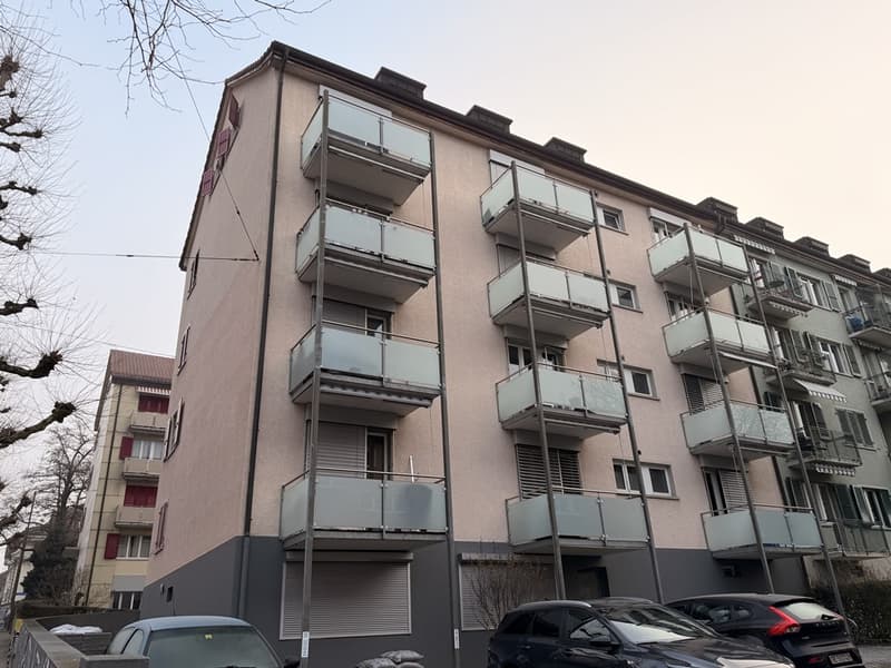 3.5-Zimmerwohnung im 4. Stock (1)