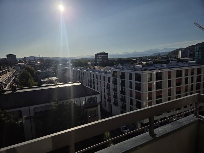 2 1/2-Zimmerwohnung, 7. St 715 mit Blick auf den Gurten, die Altstadt und die Alpen (8)