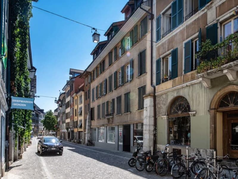 Ladenlokal à 46 m2 mit Schaufenster zu vermieten (1)