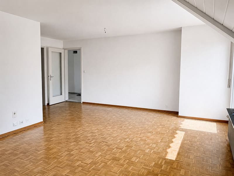 2.5-Zimmerwohnung, 2. Stock rechts (5)