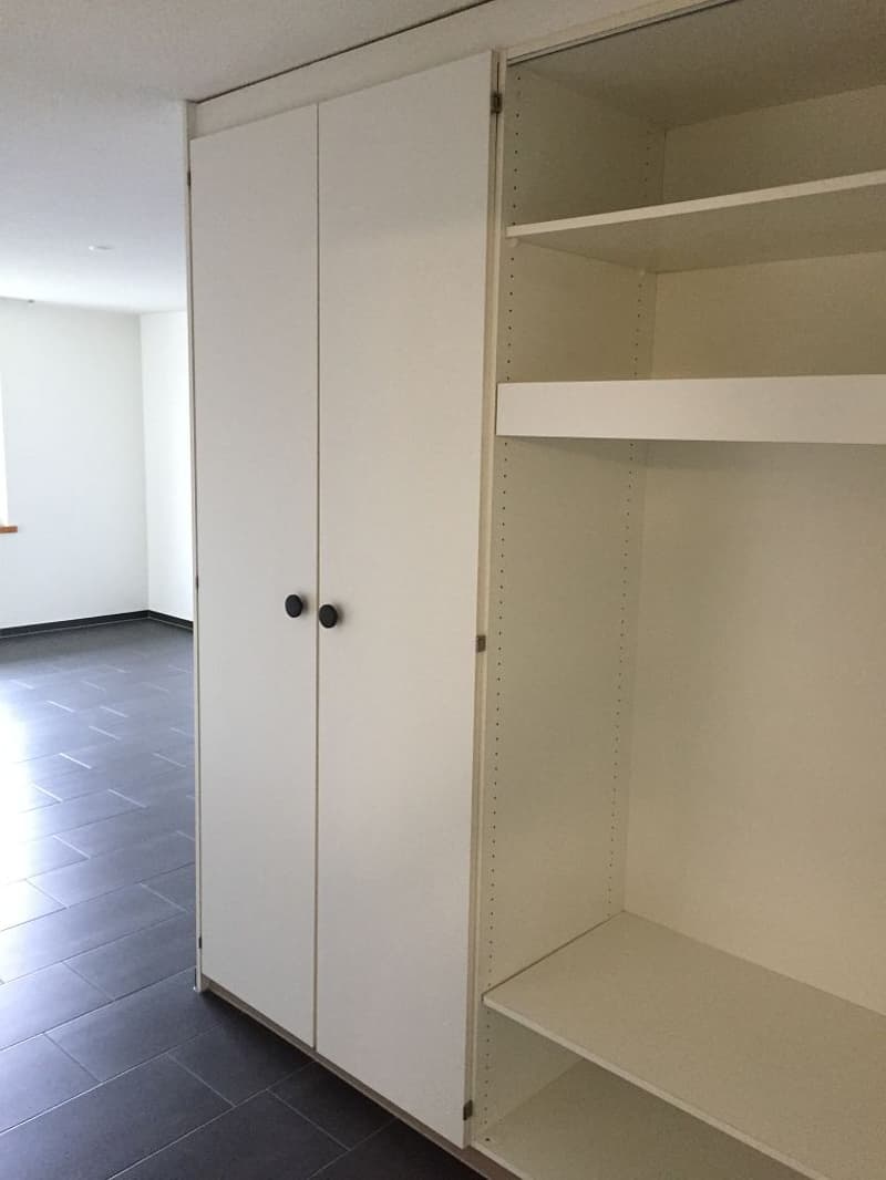 2 1/2-Zimmerwohnung, 1. Stock mitte (2)