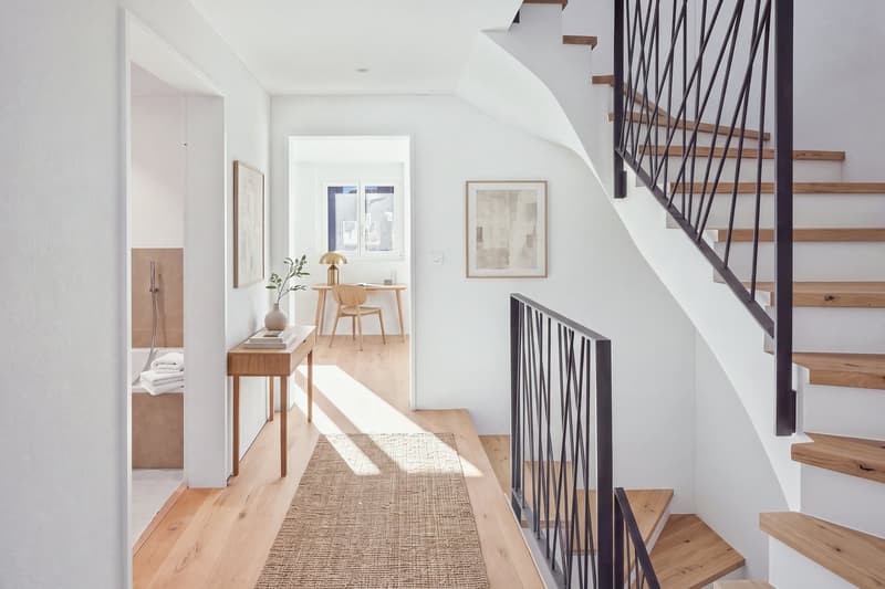 Ein Neubau-Einfamilienhaus, das Geschichte und Zukunft vereint (9)