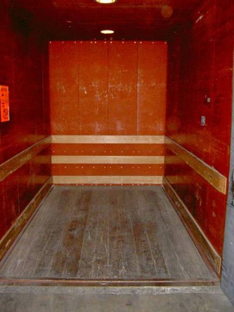 Lift  2x3 m2, 3500 kg