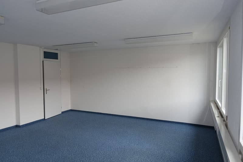 Bureau individuel abordable au 2e étage (5)