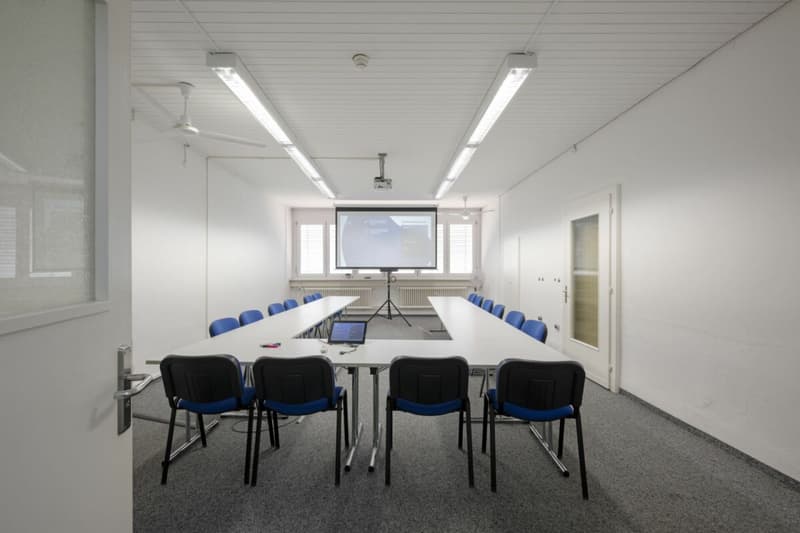 Uffici luminosi nella zona centrale con buona infrastruttura ad Aarau (5)