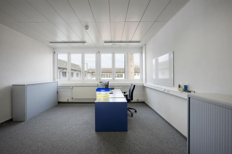 Uffici luminosi nella zona centrale con buona infrastruttura ad Aarau (2)