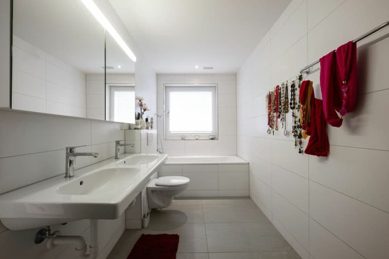 Moderne 3.5 Zimmer Wohnung mit grossem Balkon in Künten (8)