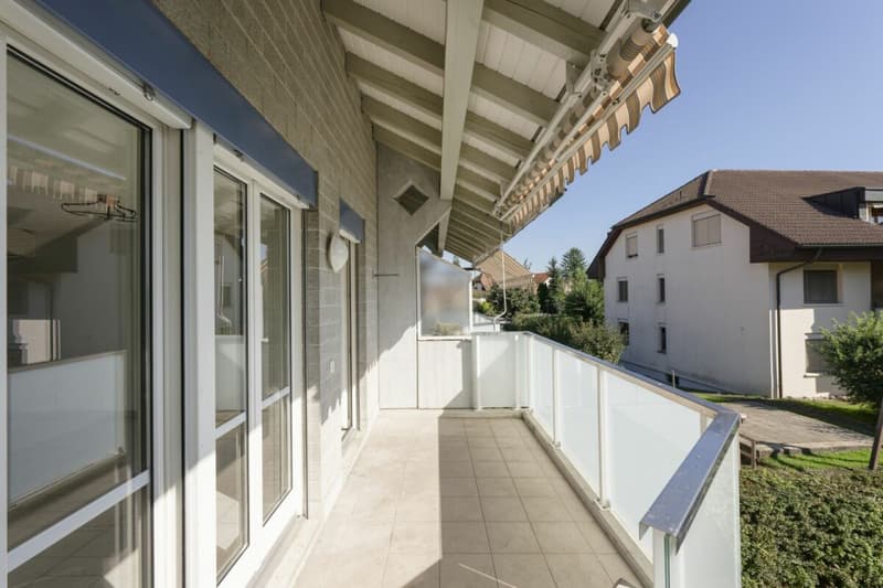 Grosse 3.5 Zimmer Maisonette Wohnung (11)