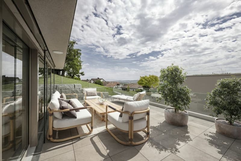 Terrasse mit KI möbliert