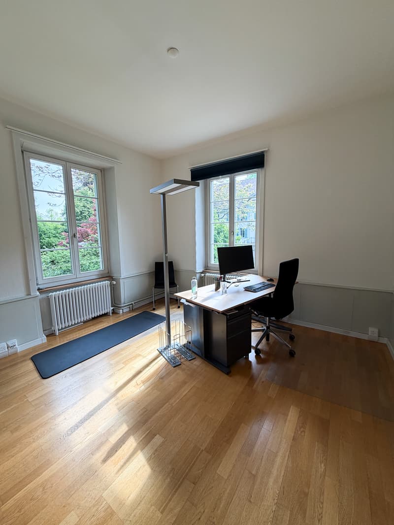 Büro 4