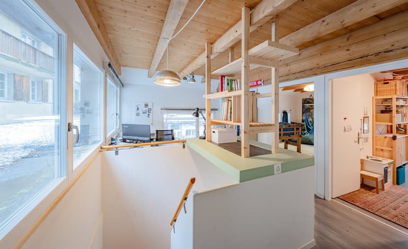 Charming maisonette semi-detached house with garden access (7)
