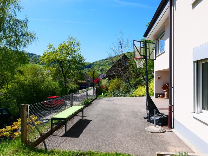 Well-maintained, detached 7 1/2-room single-family house with spacious surroundings ... (20)