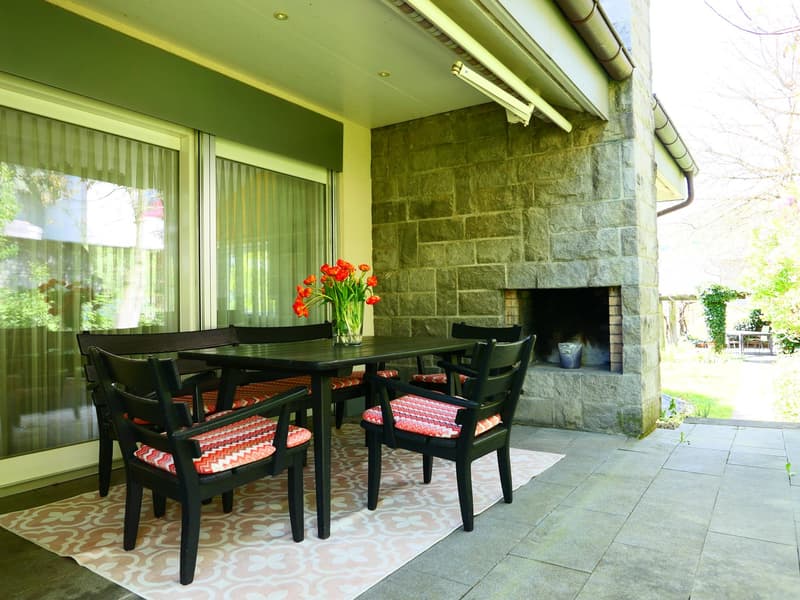 Well-maintained, detached 7 1/2-room single-family house with spacious surroundings ... (14)