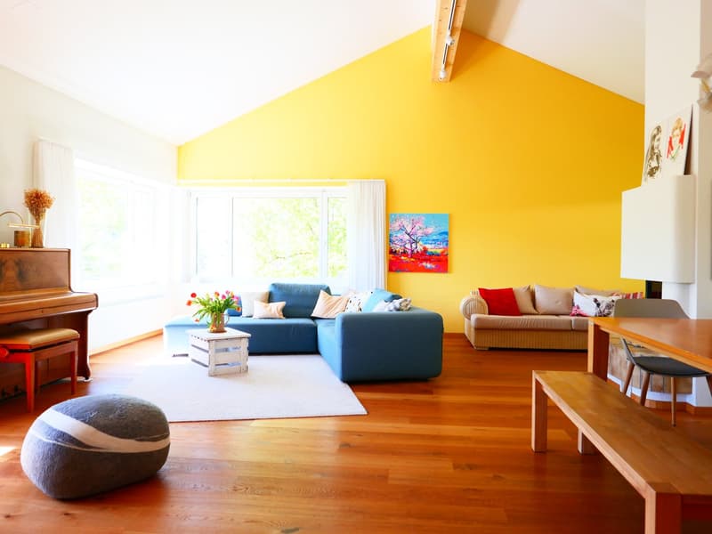 Well-maintained, detached 7 1/2-room single-family house with spacious surroundings ... (2)