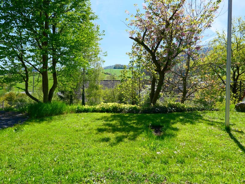 Well-maintained, detached 7 1/2-room single-family house with spacious surroundings ... (15)