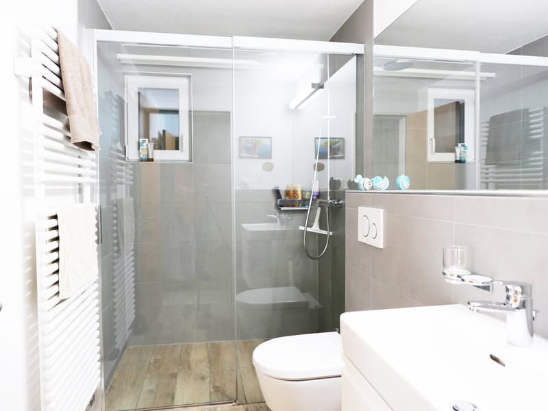 Well-maintained, detached 7 1/2-room single-family house with spacious surroundings ... (12)