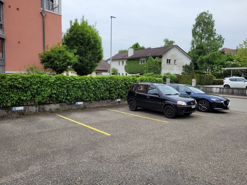 PARKING SPACE IN BEST LOCATION (1)
