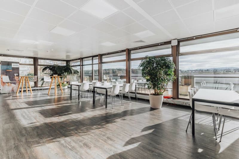 ENTREPÔT ET ATELIER ET BÂTIMENT DE BUREAUX (11)