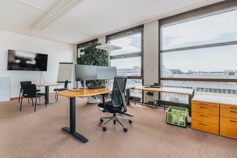 ENTREPÔT ET ATELIER ET BÂTIMENT DE BUREAUX (9)