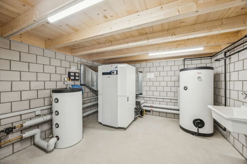 Bauernhaus mit Weitsicht und grosser Parzelle. (16)