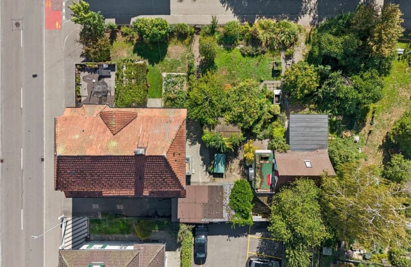 Ein Haus mit Geschichte - Dreifamilienhaus mit Studio und Ladenlokal (4)