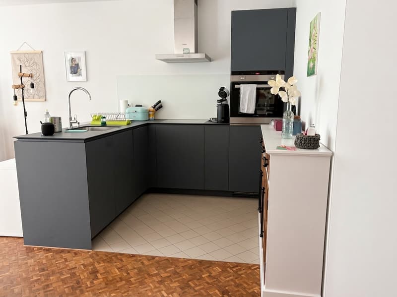 Moderne 2-Zimmer-Wohnung mit Balkon für Individualisten (4)