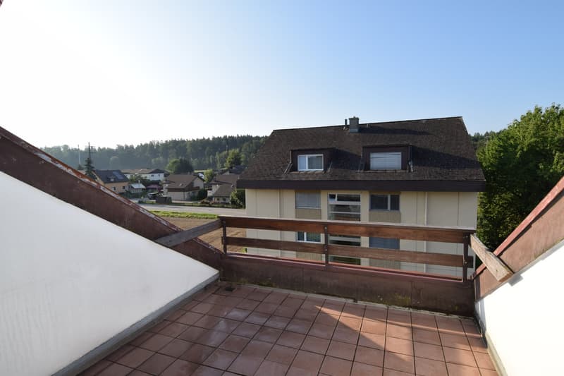 Herzige Dachwohnung in Lyssach (1)