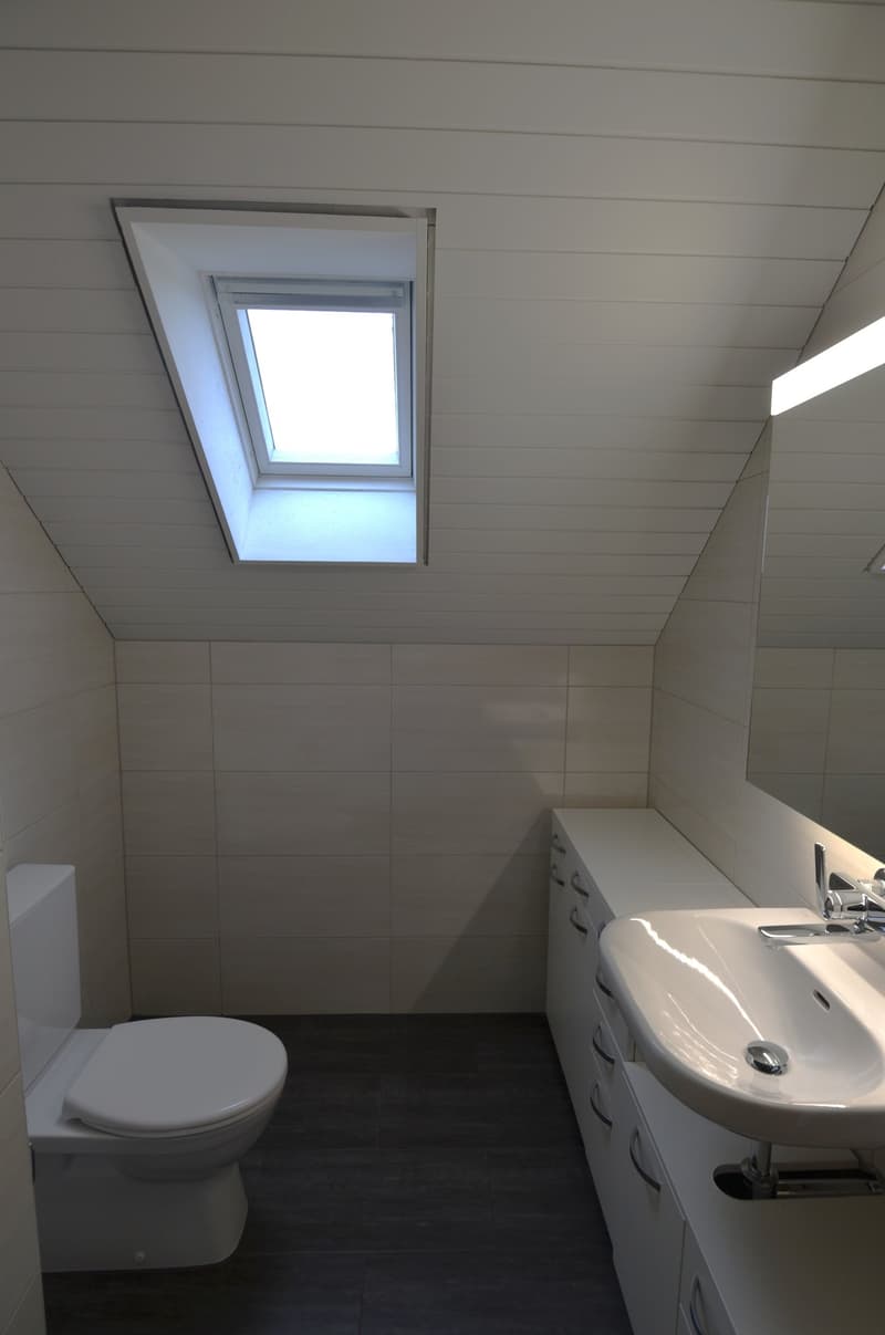 Charming attic apartment with a view of the green (6)