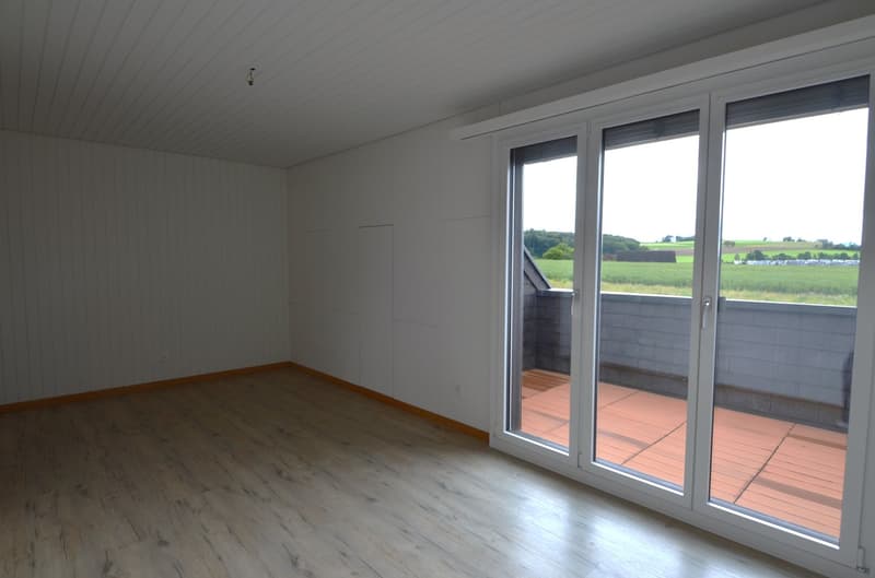 Charming attic apartment with a view of the green (13)