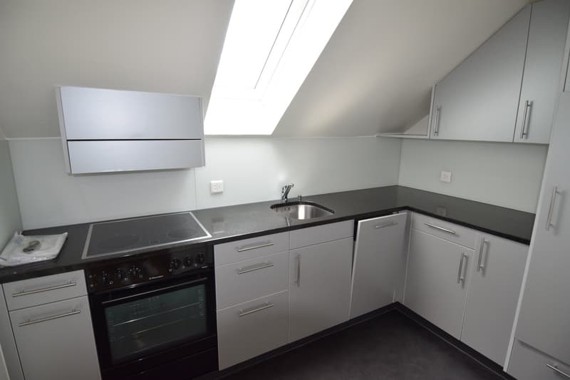 Bright 2-room apartment with balcony in Solothurn – available from October 2026 (1)