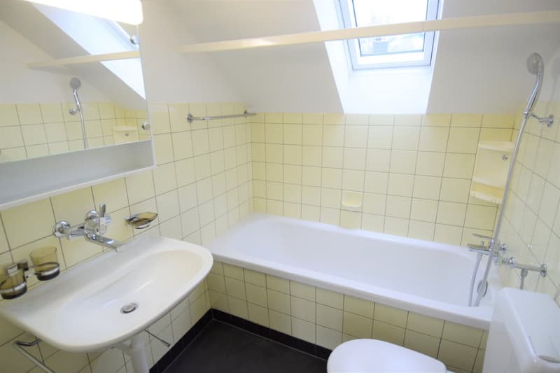 Bright 2-room apartment with balcony in Solothurn – available from October 2026 (6)