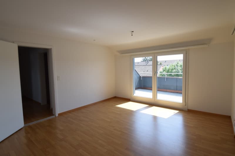 Bright 2-room apartment with balcony in Solothurn – available from October 2026 (3)