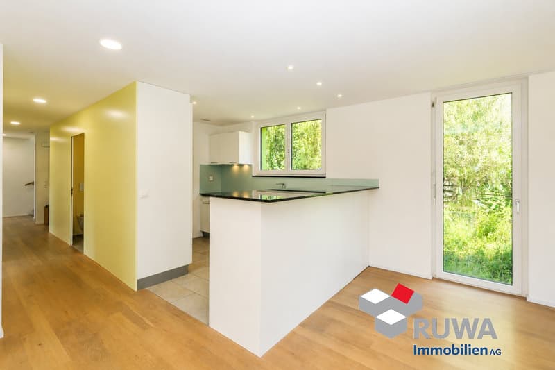 Maison unifamiliale spacieuse avec jardin dans un quartier résidentiel calme à Burgdorf (5)